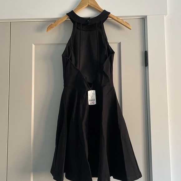 Little black dress - Picture 2 of 5